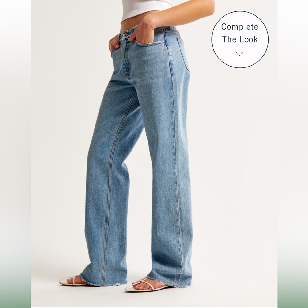 A&F low rise baggy jeans